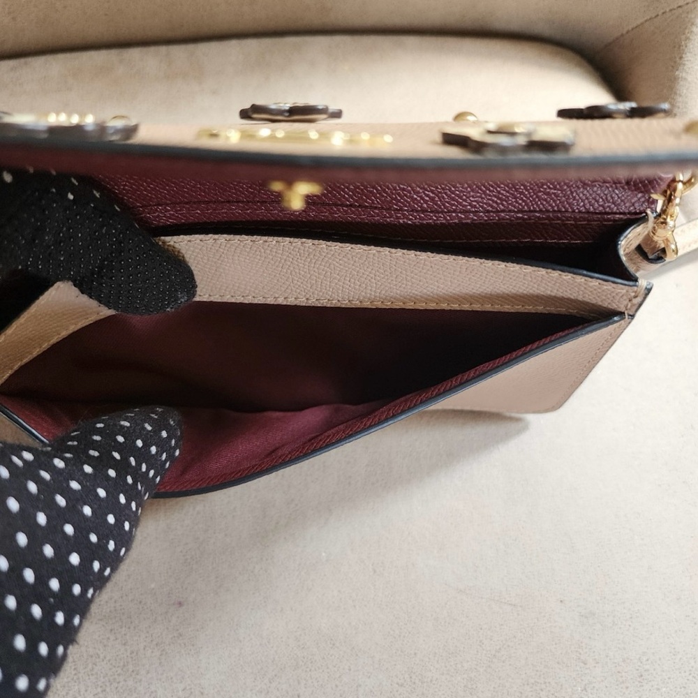 Coach Flower Fold-Over  Wristlet/Clutch  EUC - Picture 6 of 9